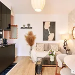 Modern Flat In