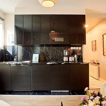 Modern Flat In *