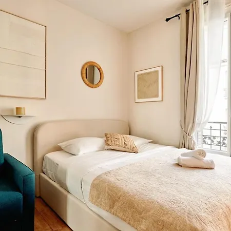 Modern Flat In *
