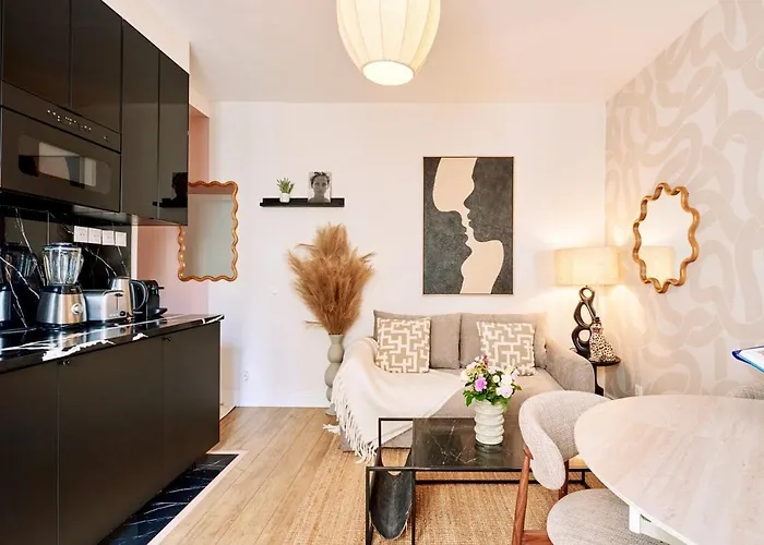 Modern Flat In